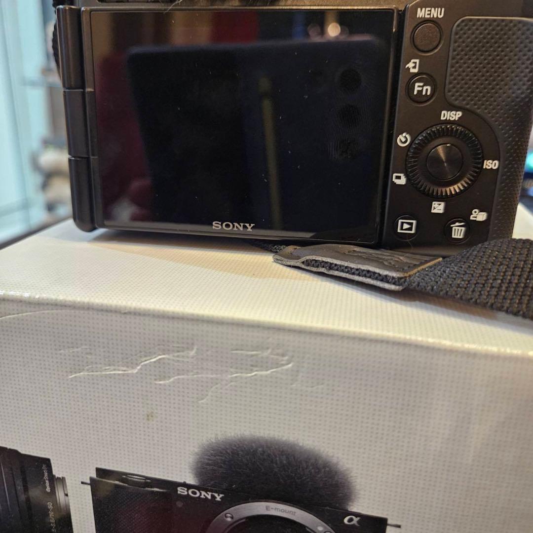 ソニーSONY　ZV-E10 デジタル一眼カメラα