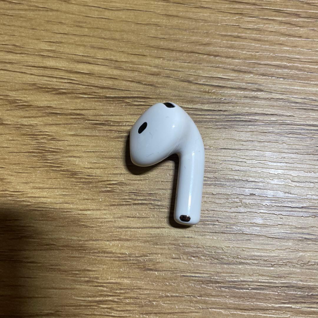 Apple AirPods 第4世代　ANC 右耳　右