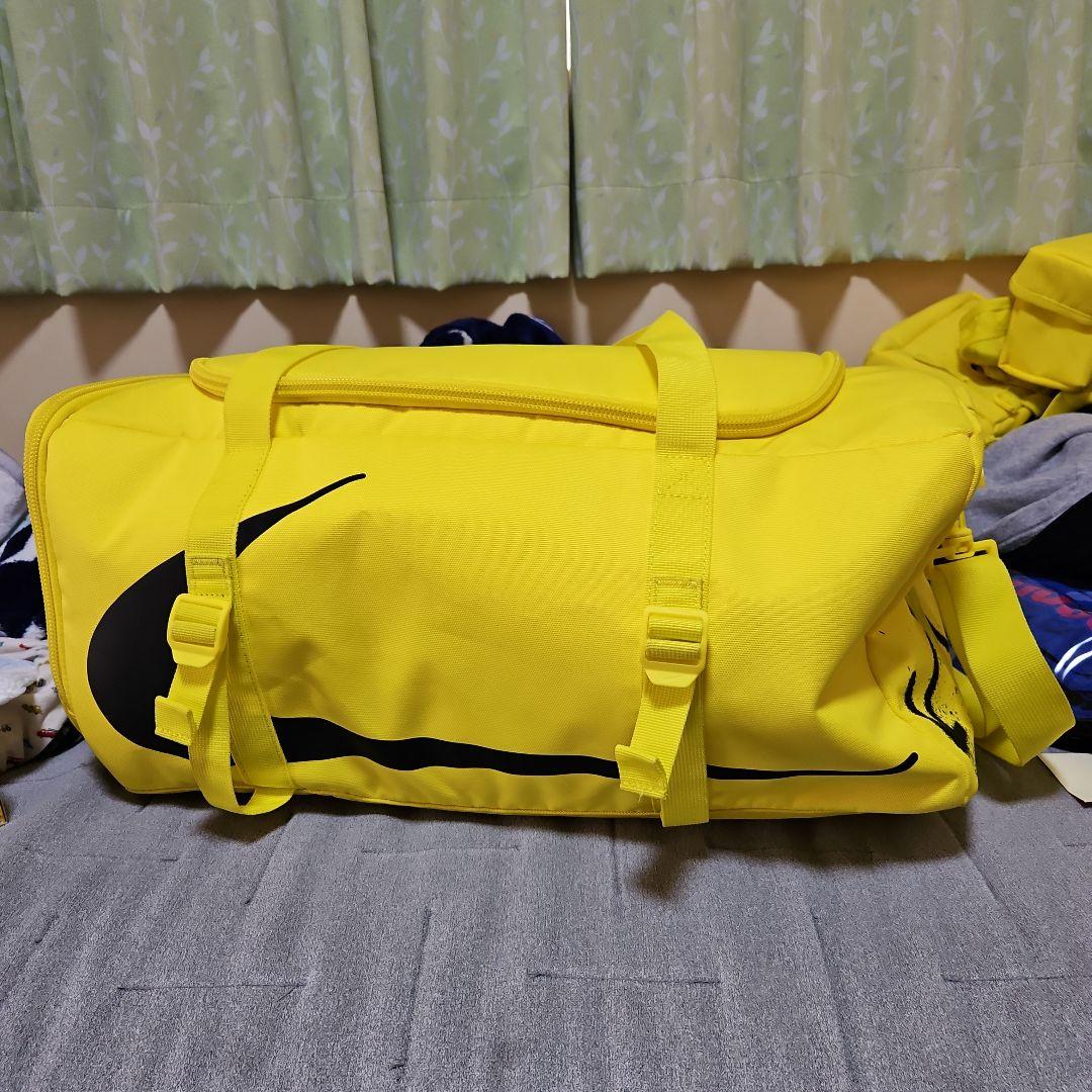 NIKE　Off-White 　イエロー ダッフルバッグ