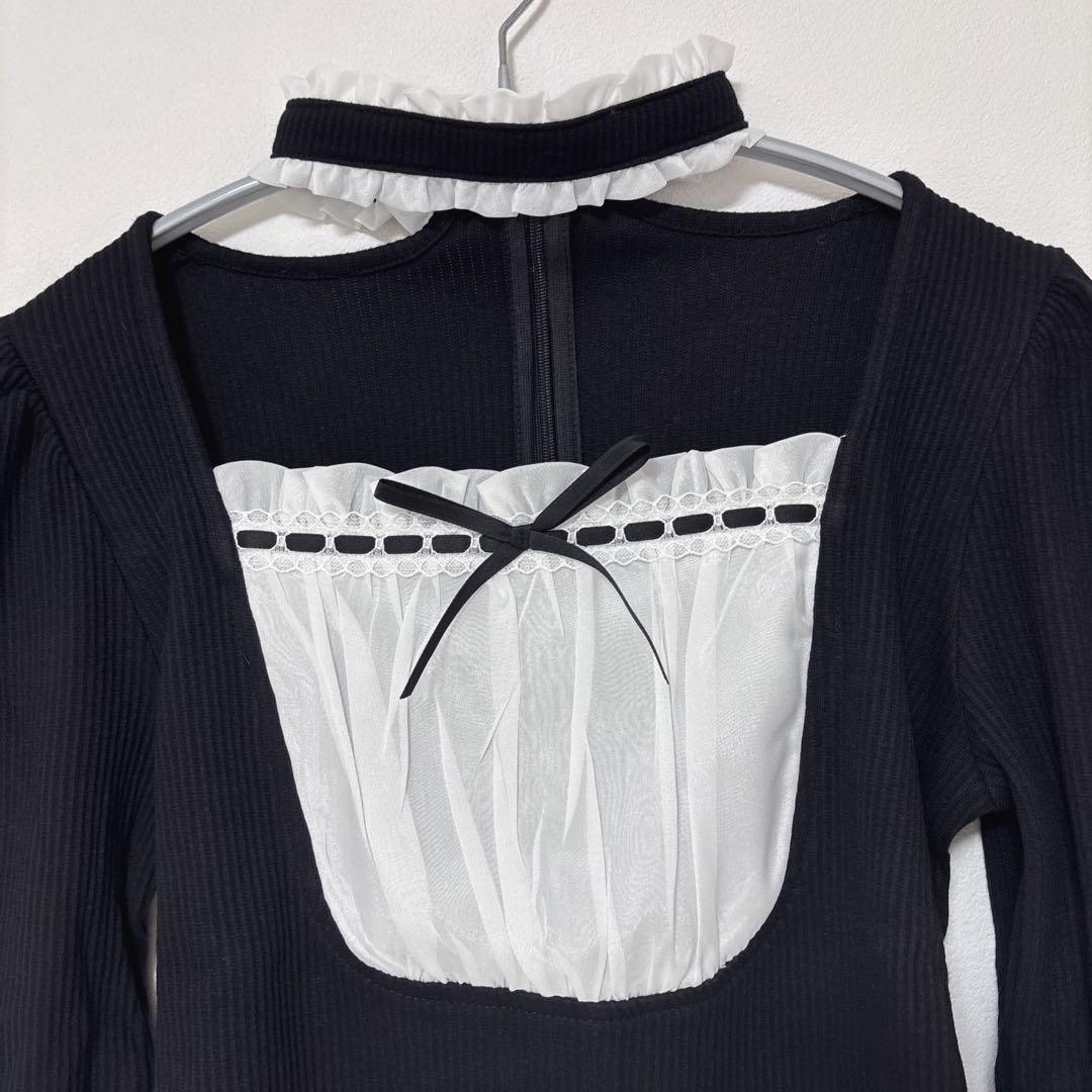 【pium】ラウンドフリルチョーカーカットソー ブラック 新品未使用 ぴうむ