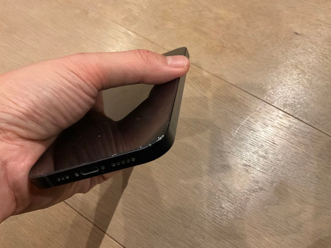 iphone 12 64gb 黒　ケース付き