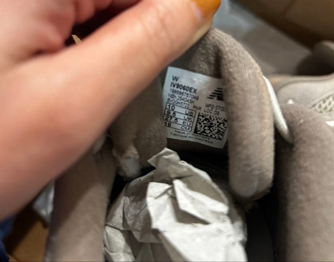 ニューバランス　9060 サイズ16センチ