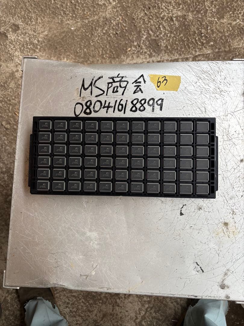 330個。電子部品ICチップ TK7N4242P1。新品同様。未使用。長期保管品