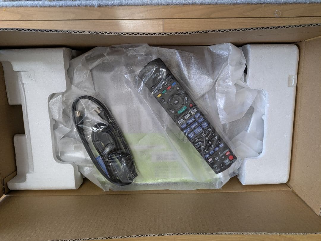 【Panasonic】ブルーレイディスクレコーダー DMR-4CW201