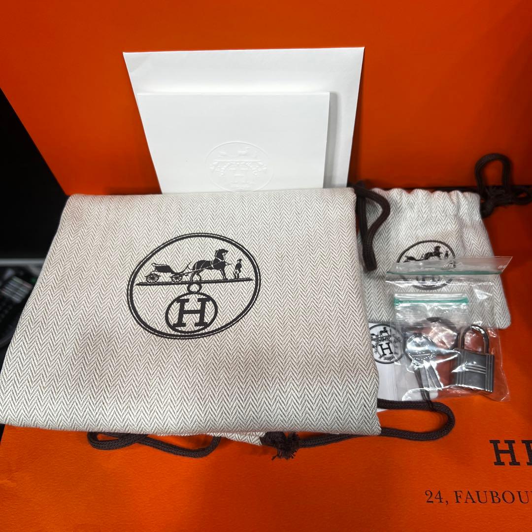 新品未使用 HERMES ピコタンMM エトゥープ C006683