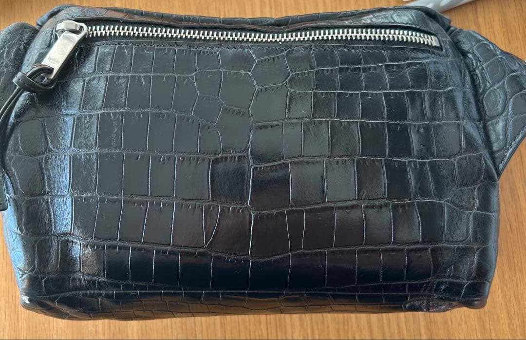 タ*マ様 SAINT LAURENT PARIS 505973 ベルトバッグ ク