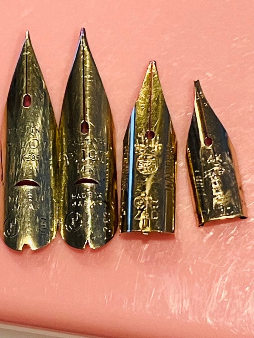 万年筆　14K 3個 18K 1個　金のペン先4個セット　約1.5グラム