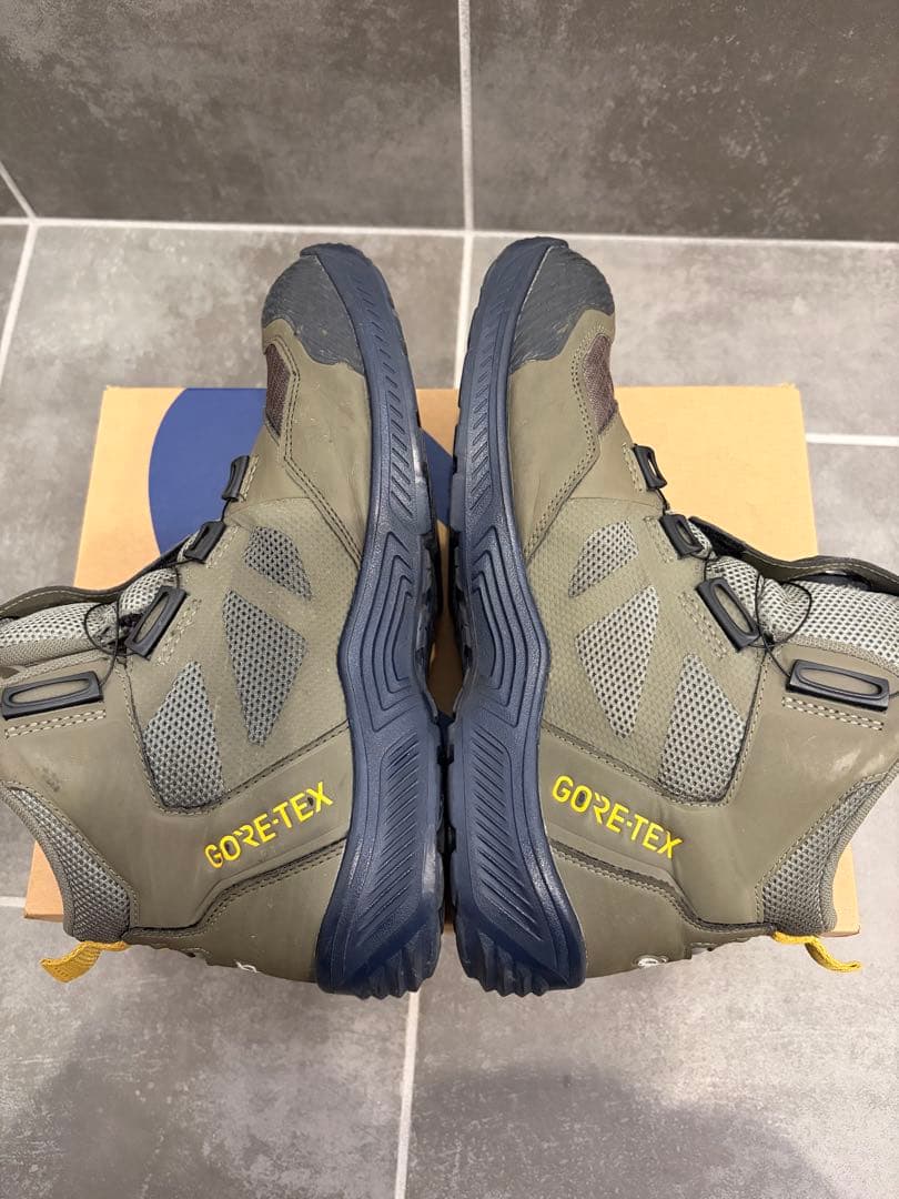 ASICS GORE-TEX BOA安全靴 オリーブ