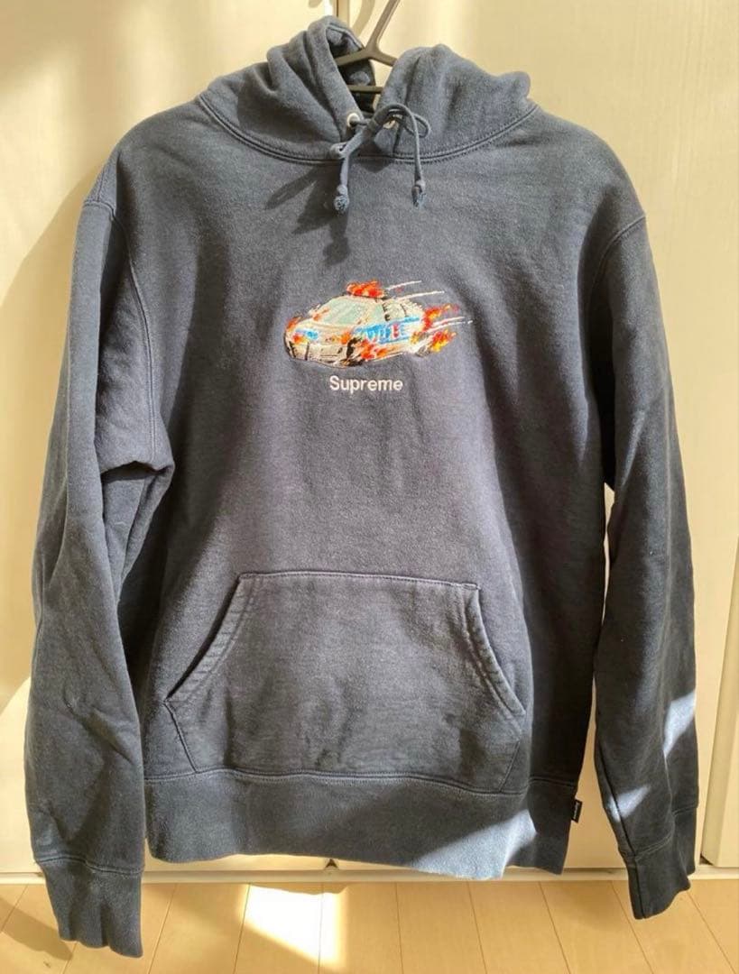 s*様 Supreme フーディー パトカー刺繍