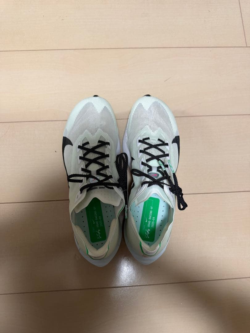 Nike ヴェイパーフライ4 新品未使用 箱無し 26cm
