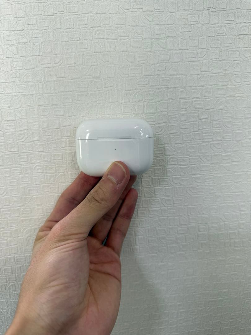 AirPods本体 lightningポート