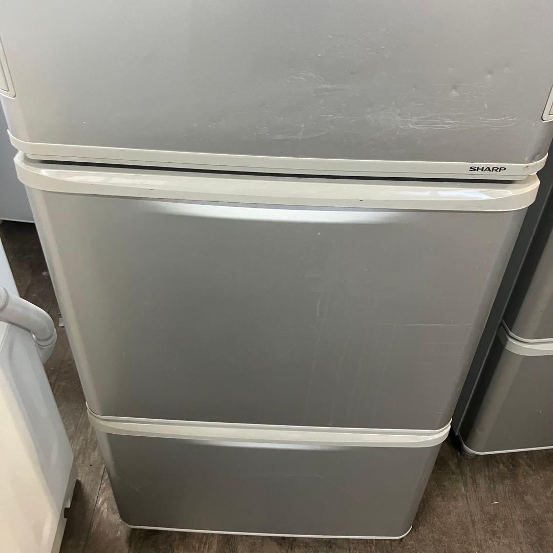 60E 訳あり　表面キズ　2018年製　SHARP 大型冷蔵庫