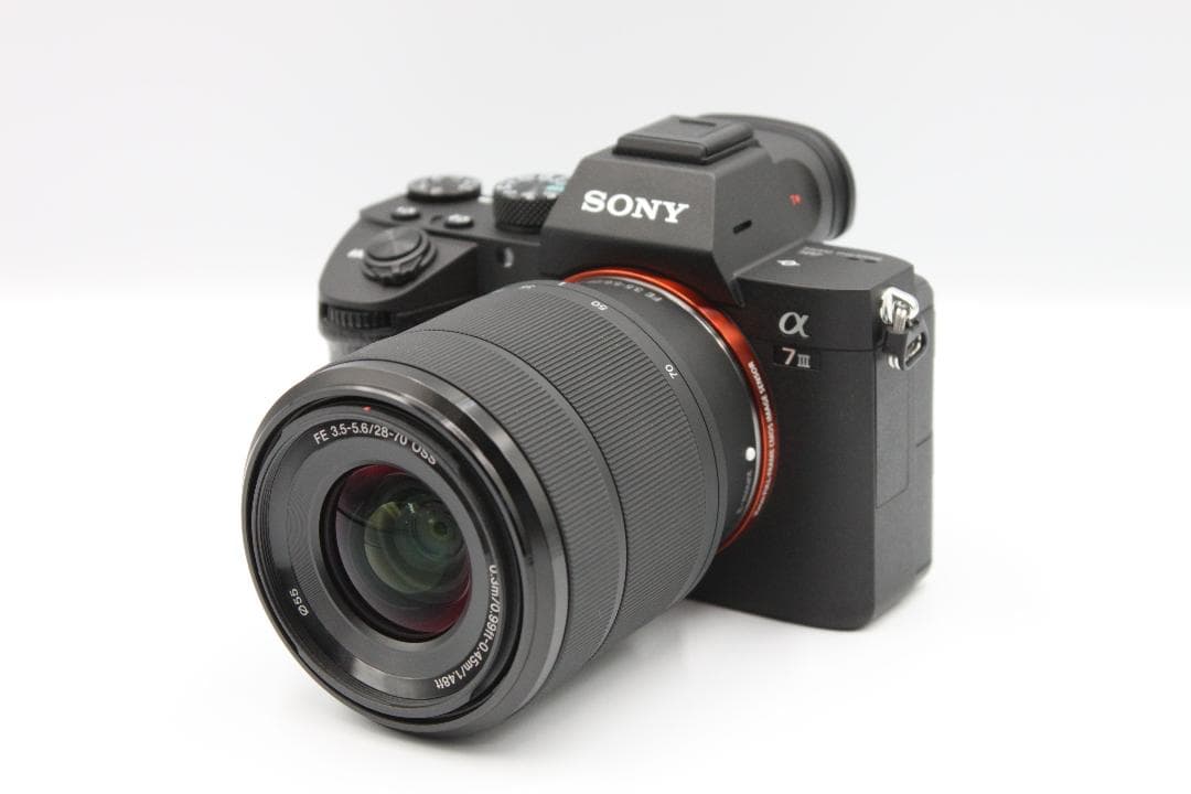 【美品】ショット数:6回 SONY α7 III ILCE-7M3 28-70