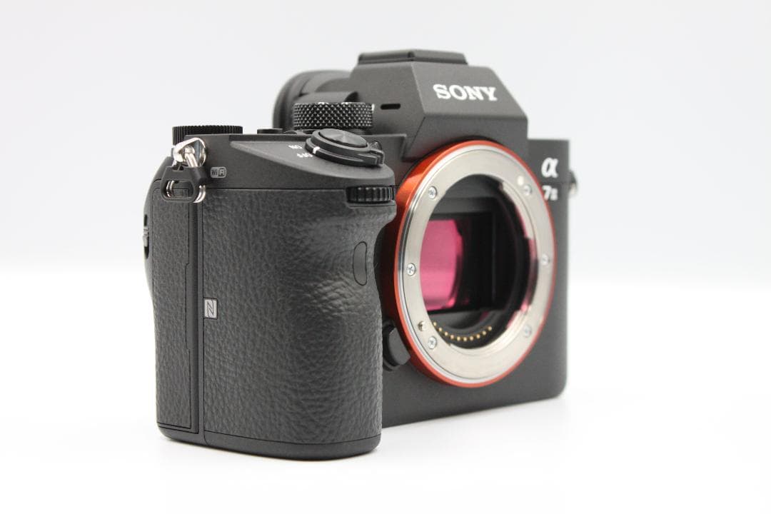 【美品】ショット数:6回 SONY α7 III ILCE-7M3 28-70