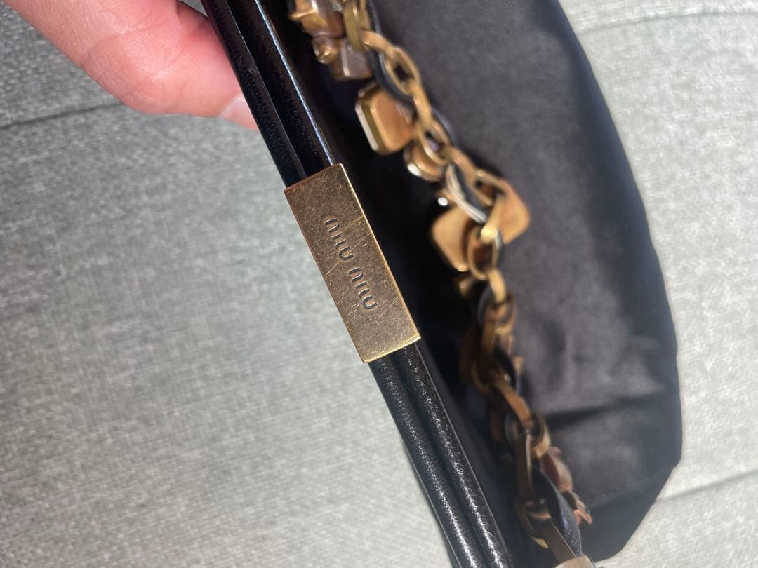 miu miu 黒 サテン パーティーバッグ