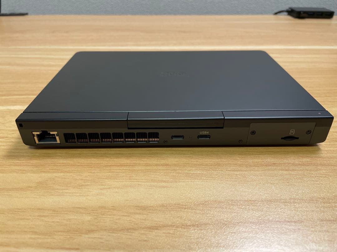 ミニPC GPD Pocket4 (Ryzen AI 9 HX 370/64GB/2TB)