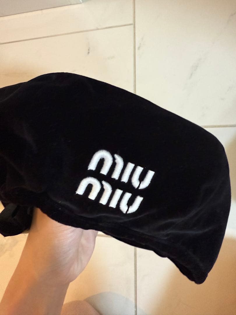 miu miu ベレー帽 黒 ベルベット