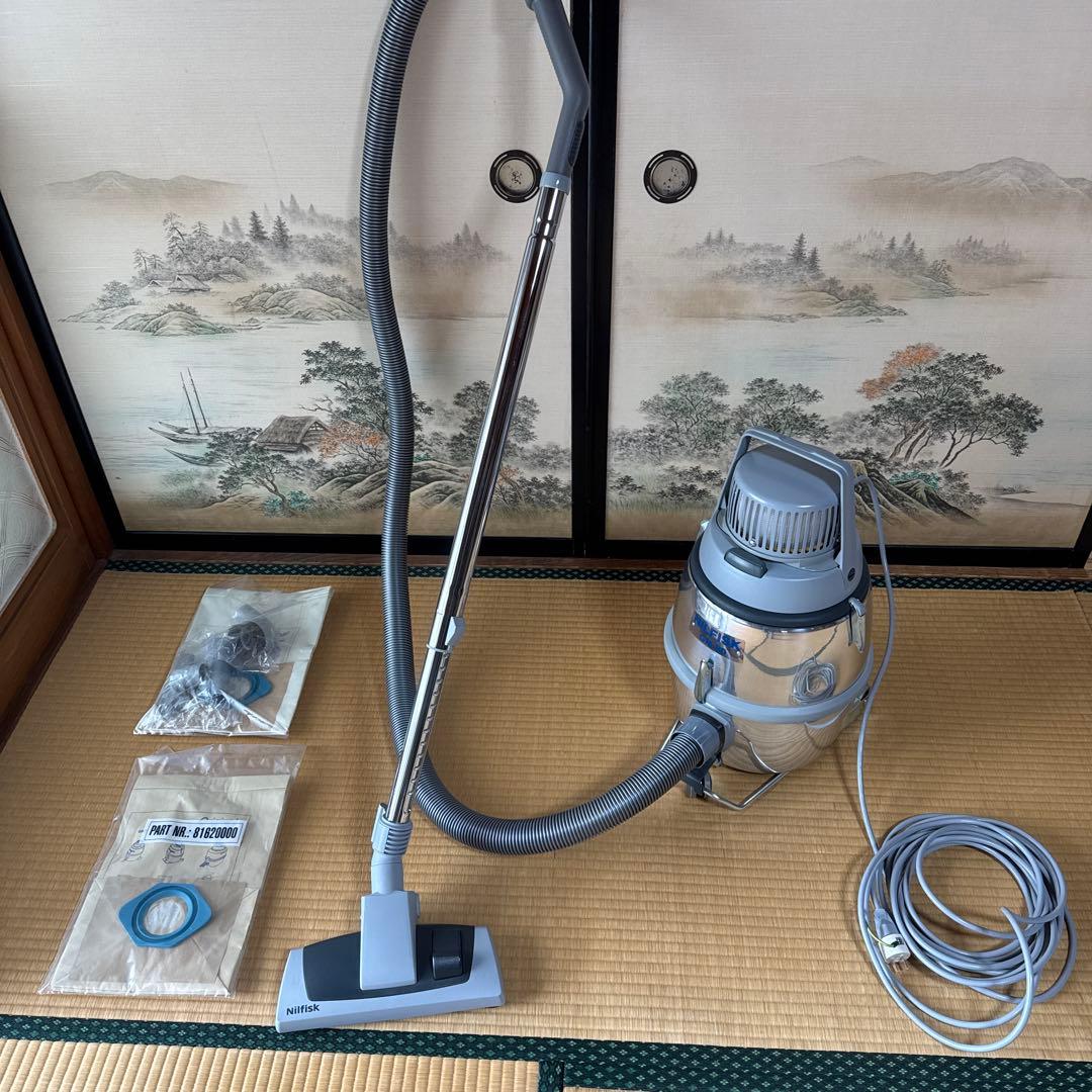 ニルフィスク 掃除機 NILFISK GM80