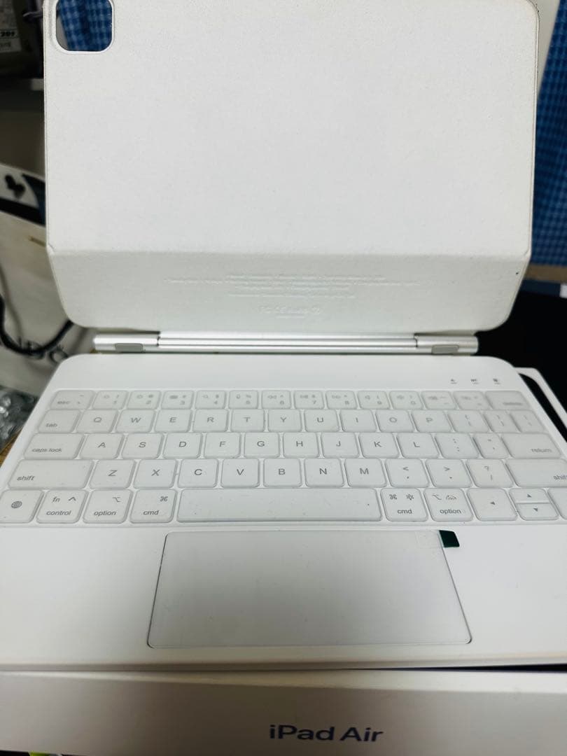 AppleiPad Air 5 M1 64gb 本体 キーボードケース付き