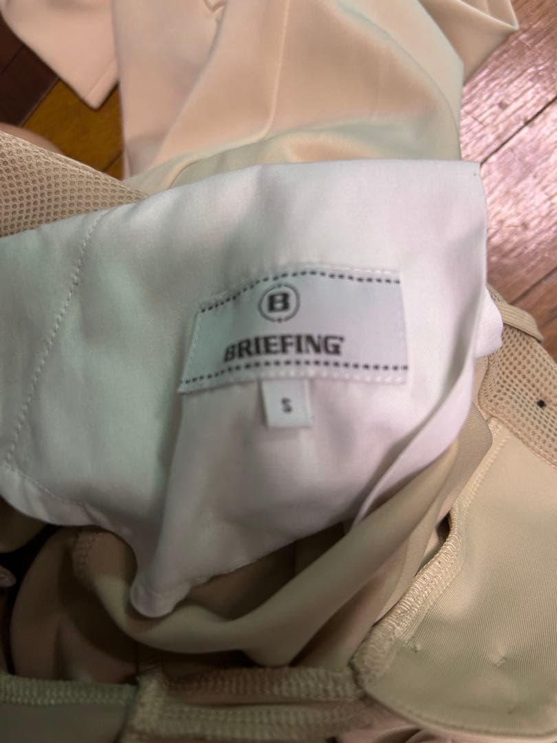 BRIEFING ベージュ パンツ レディース