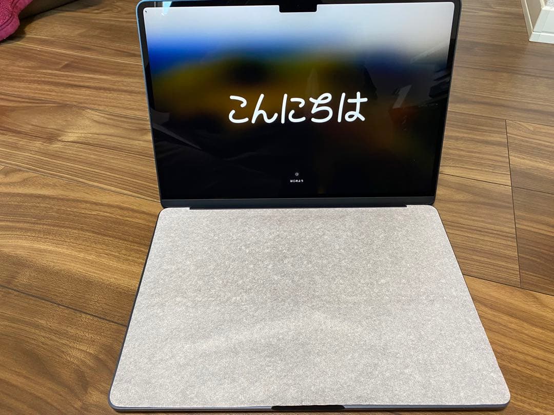 Apple MacBook Air (M3, 8GB, 256GB SSD）