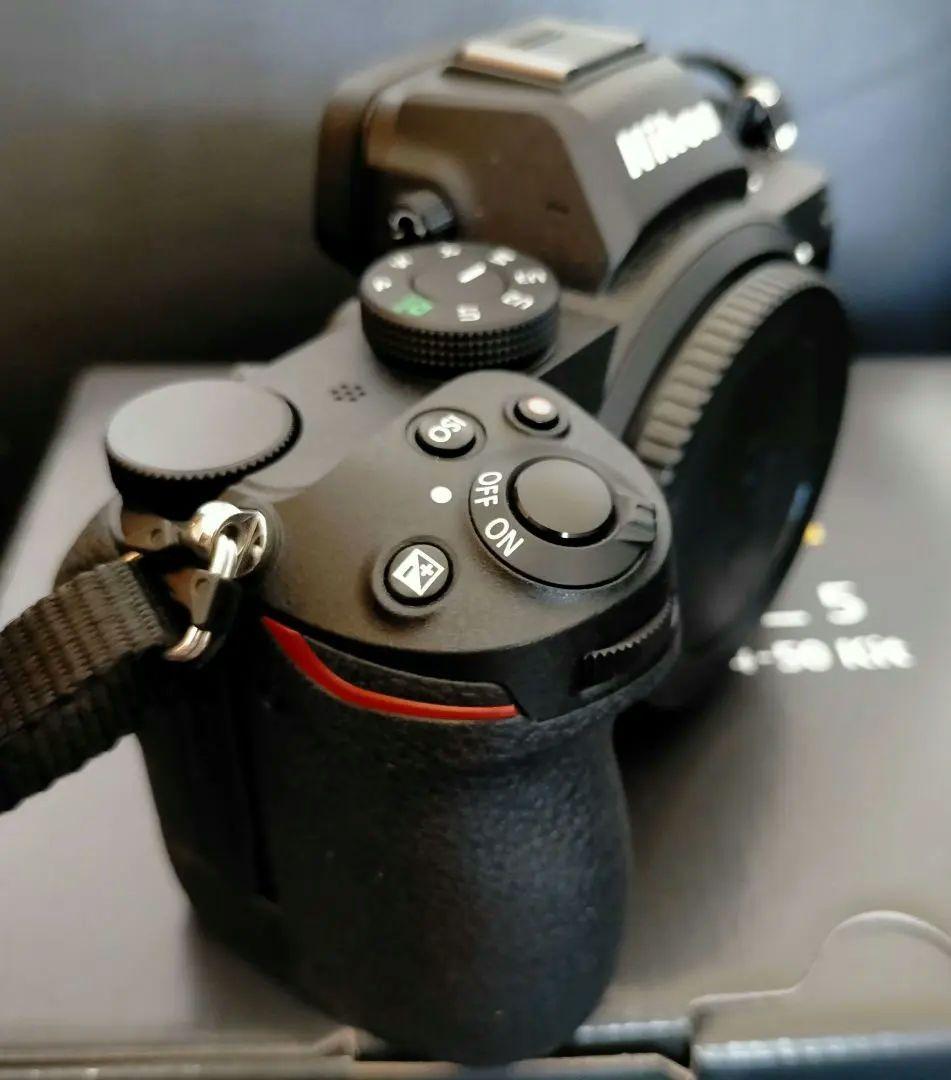 新品同様★ショット数1,248枚★ Nikon Z 5 本体のみ