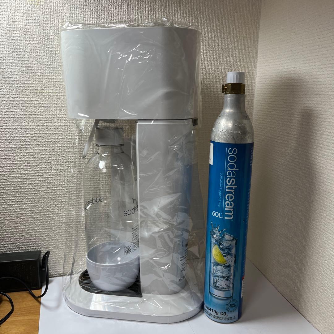 ソーダストリーム　本体　ボトル　シリンダー　三点セット