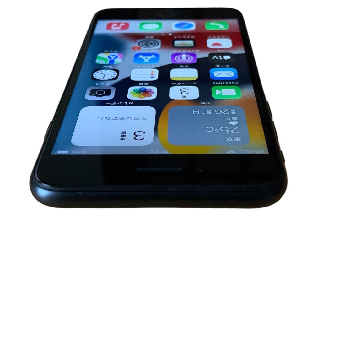 iPhone SE3 ブラック 64GB SIMフリー 美品 送料無料