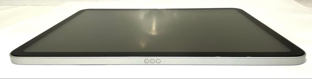 iPad A16 128GB シルバー Wi-Fiモデル バッテリー100％