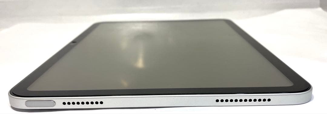 iPad A16 128GB シルバー Wi-Fiモデル バッテリー100％