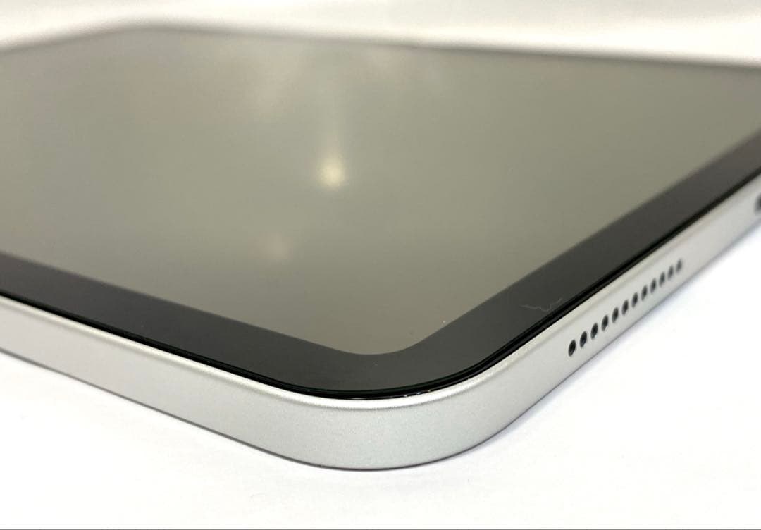 iPad A16 128GB シルバー Wi-Fiモデル バッテリー100％