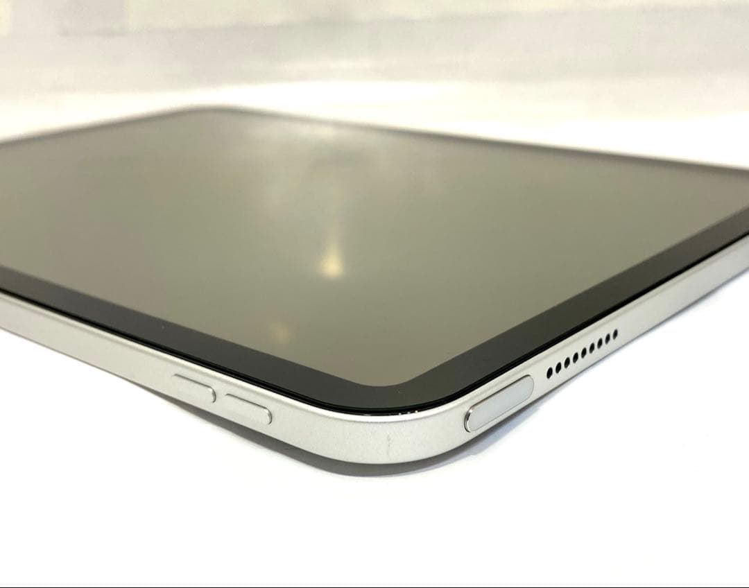 iPad A16 128GB シルバー Wi-Fiモデル バッテリー100％