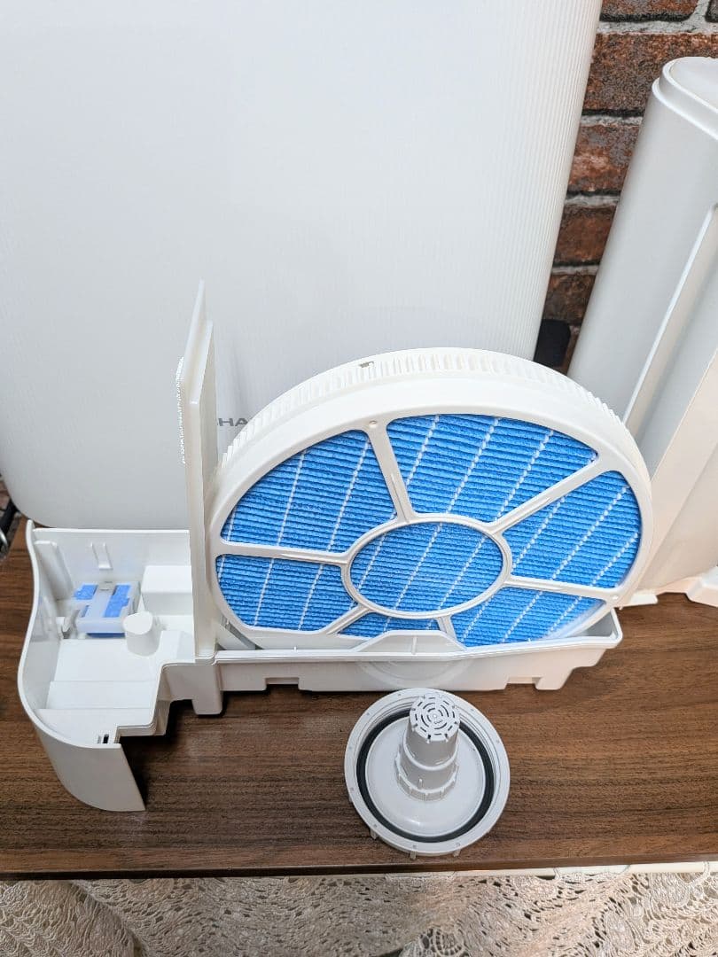 SHARP 加湿空気清浄機プラズマクラスター7000搭載KC-N50-W 美品！