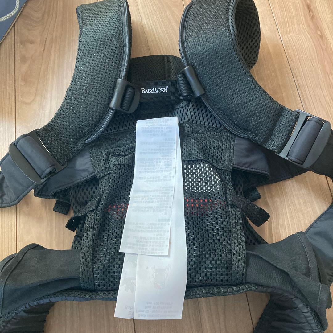 試し着用のみ　ベビービョルン　抱っこ紐　ワンカイエアー　黒