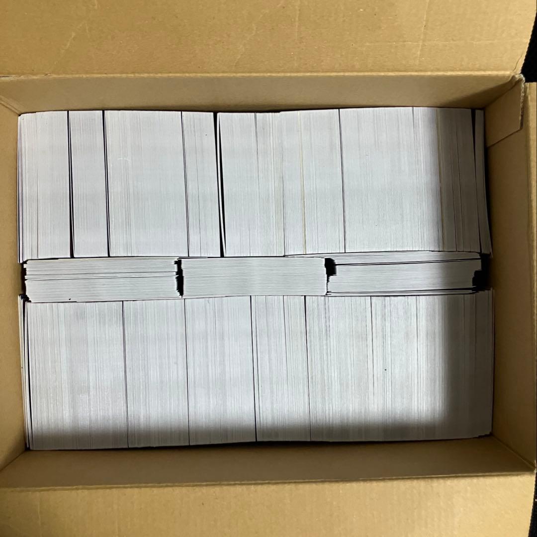 【引退品まとめ売り・匿名配送】遊戯王 引退品 約2000枚＋未開封パック等多数