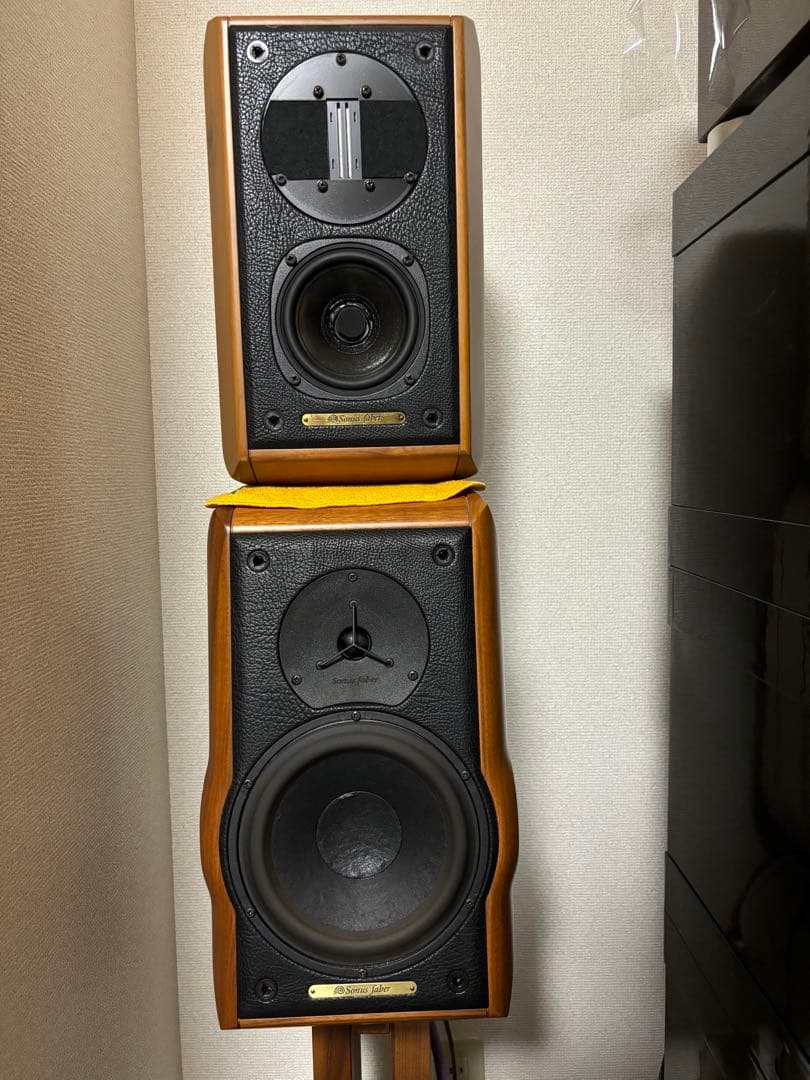 1台の出品です。Sonus faber ELECTA AMATOR II