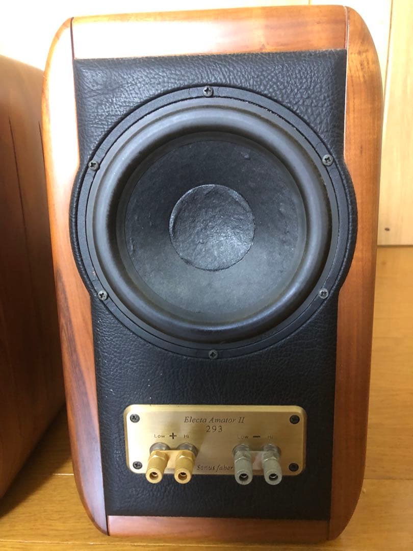 1台の出品です。Sonus faber ELECTA AMATOR II