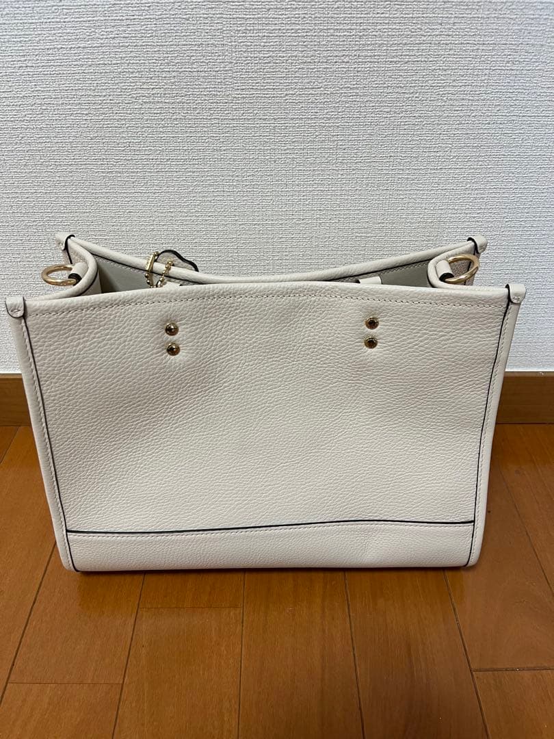 ◇コーチ　2wayバック　ハンド&ショルダーバック◇新品未使用•ホワイト