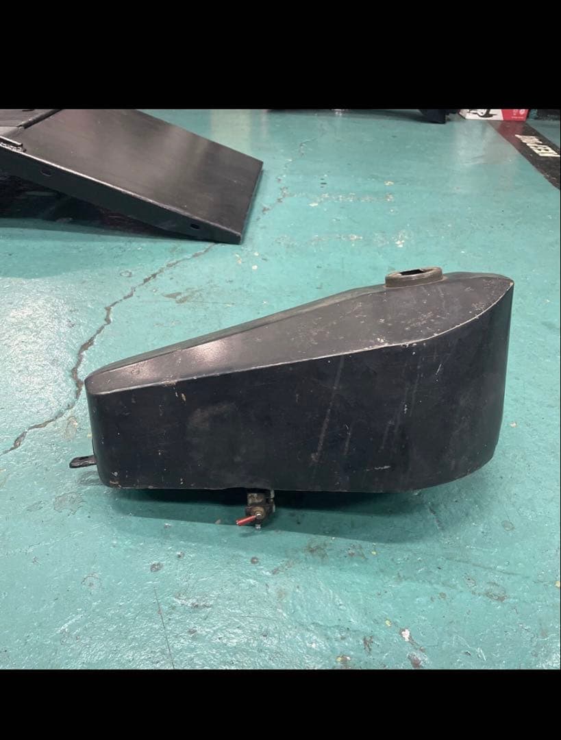 ハーレー　コフィンタンク