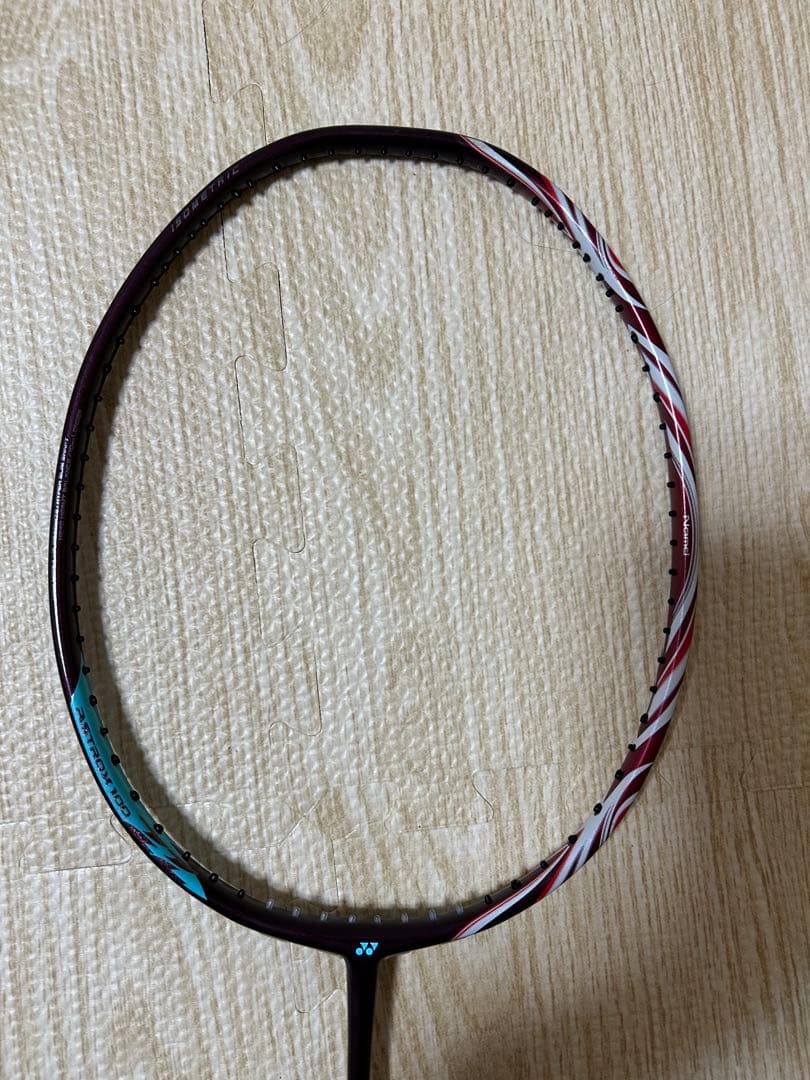 やち君ヨネックス　アストロクス100zz クレナイ　4UG5