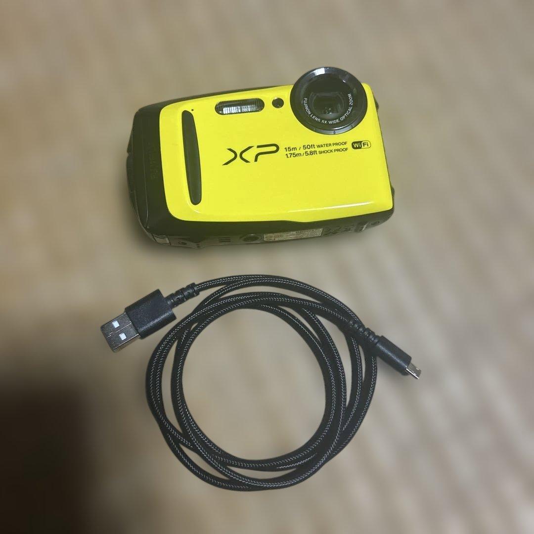 富士ファイル　finepix xp90 wifi イエロー