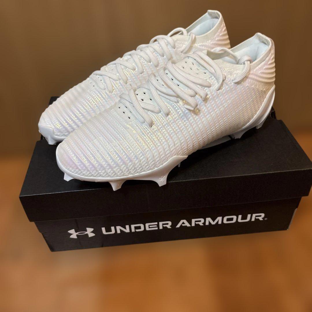 アンダーアーマー ブラー プロ フットボール クリート 3028220-100