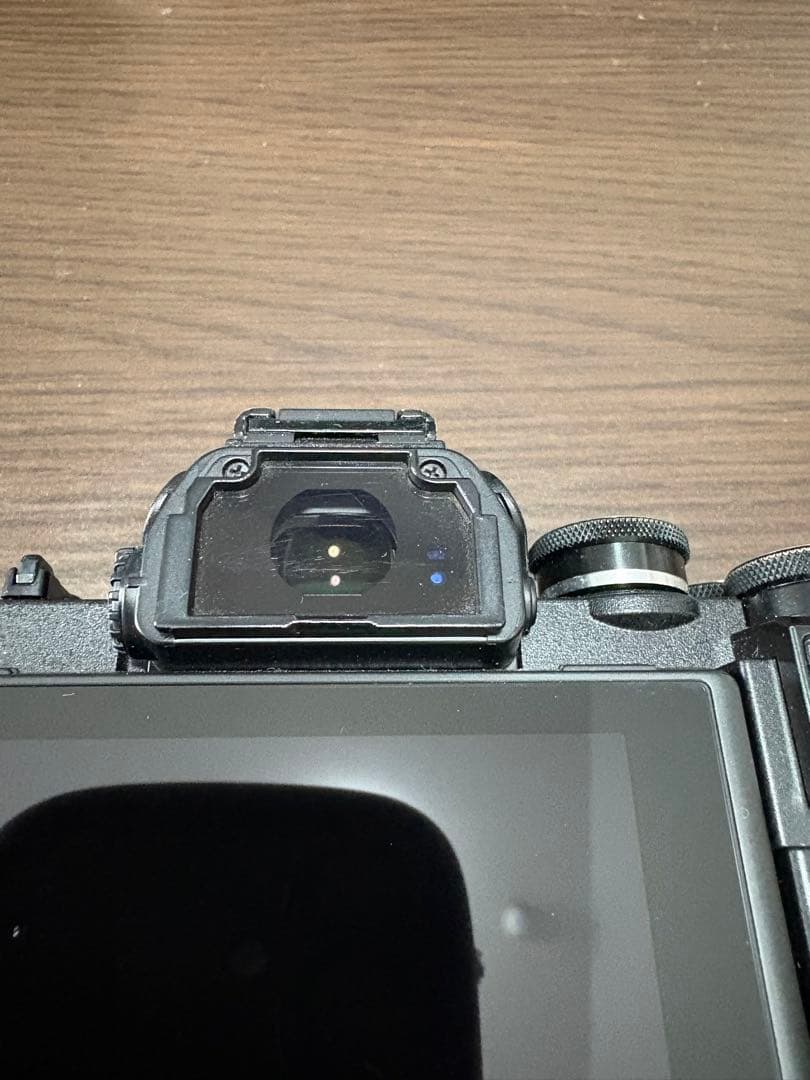 OLYMPUS OM-D E-M10 Mark III 本体とレンズ2本付き