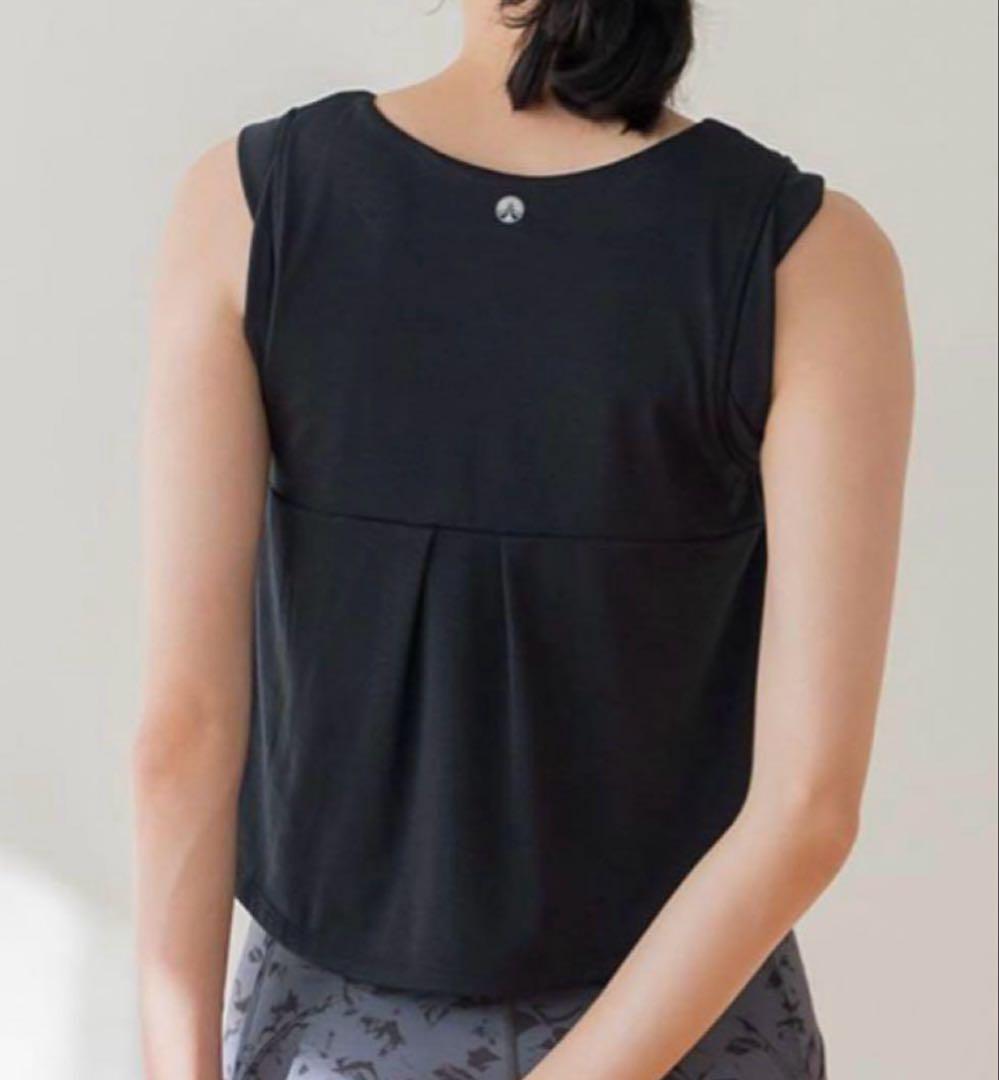 【未使用/紙タグ無し】【SUKALA】ショートフレアタンクトップ　Sサイズ