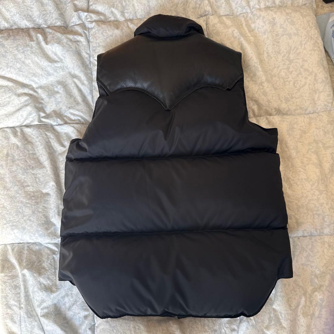 【今週限定価格】ロッキーマウンテン ダウンベスト 36 ブラック レザー切替