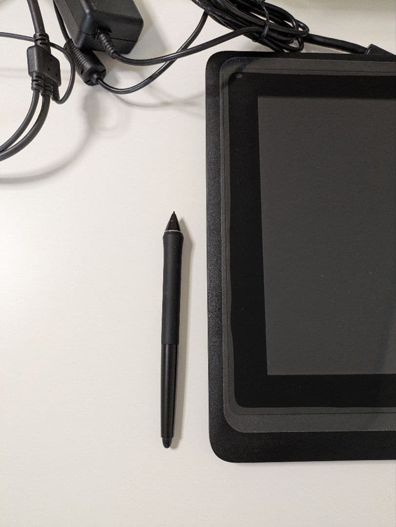 液晶ペンタブレット　Wacom Cintig 16　DTK1660KOD