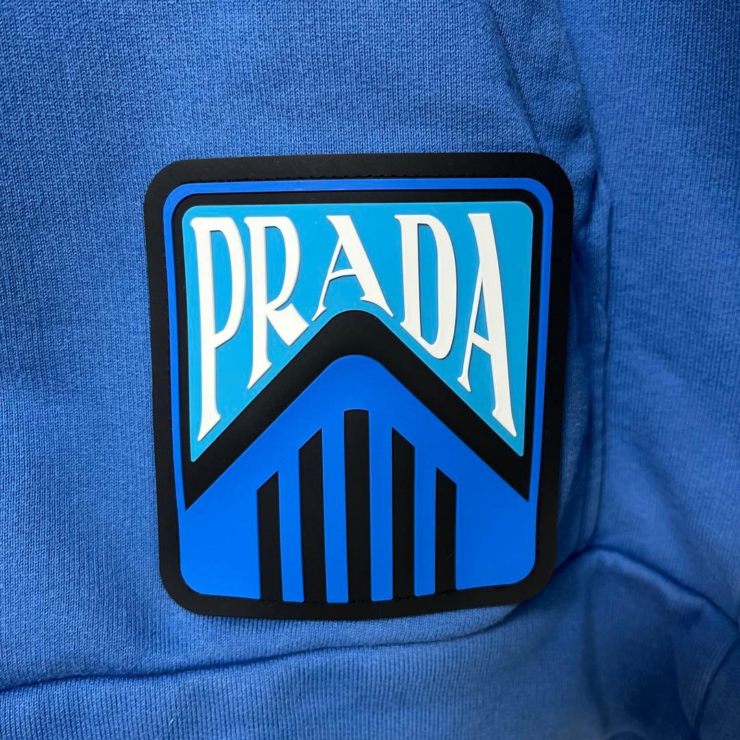 PRADA ジップアップパーカー ブラック/ブルー