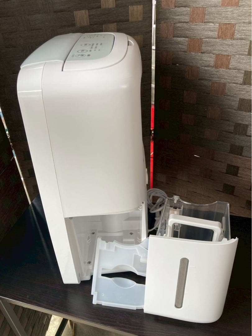 全国送料込 ◆ ほぼ新品 SHARP 衣類乾燥除湿機(TPS4813)