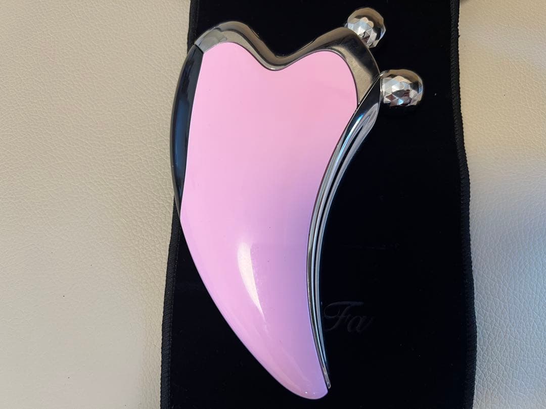 ReFa 美顔ローラー ピンク 専用ポーチ付き