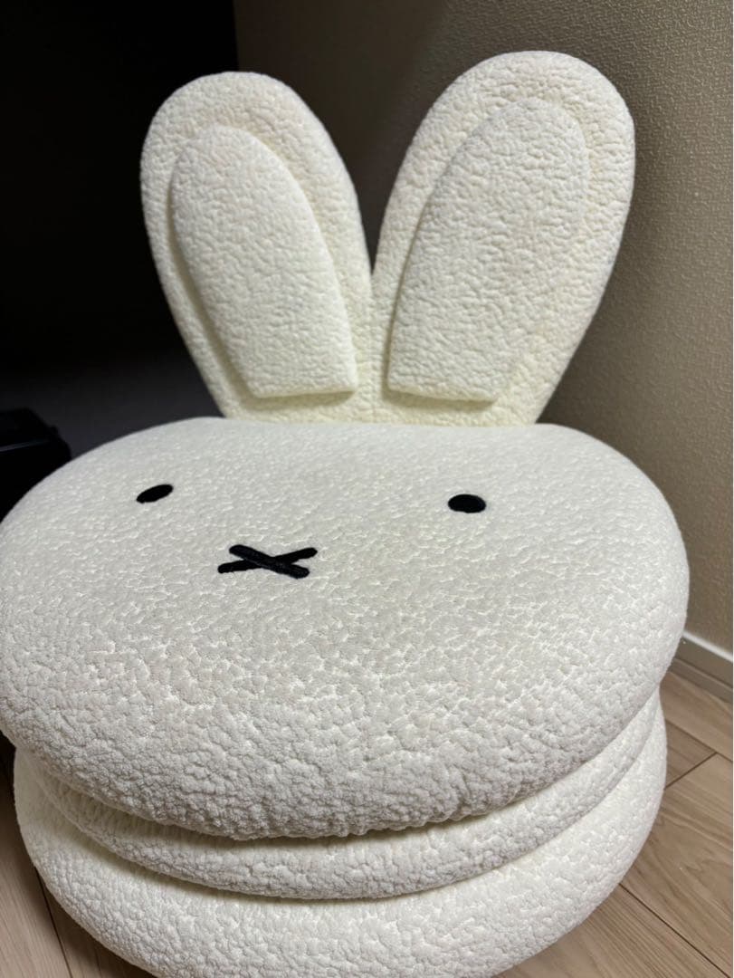 sayo♡【新品未使用】ミッフィーマカロンチェア
